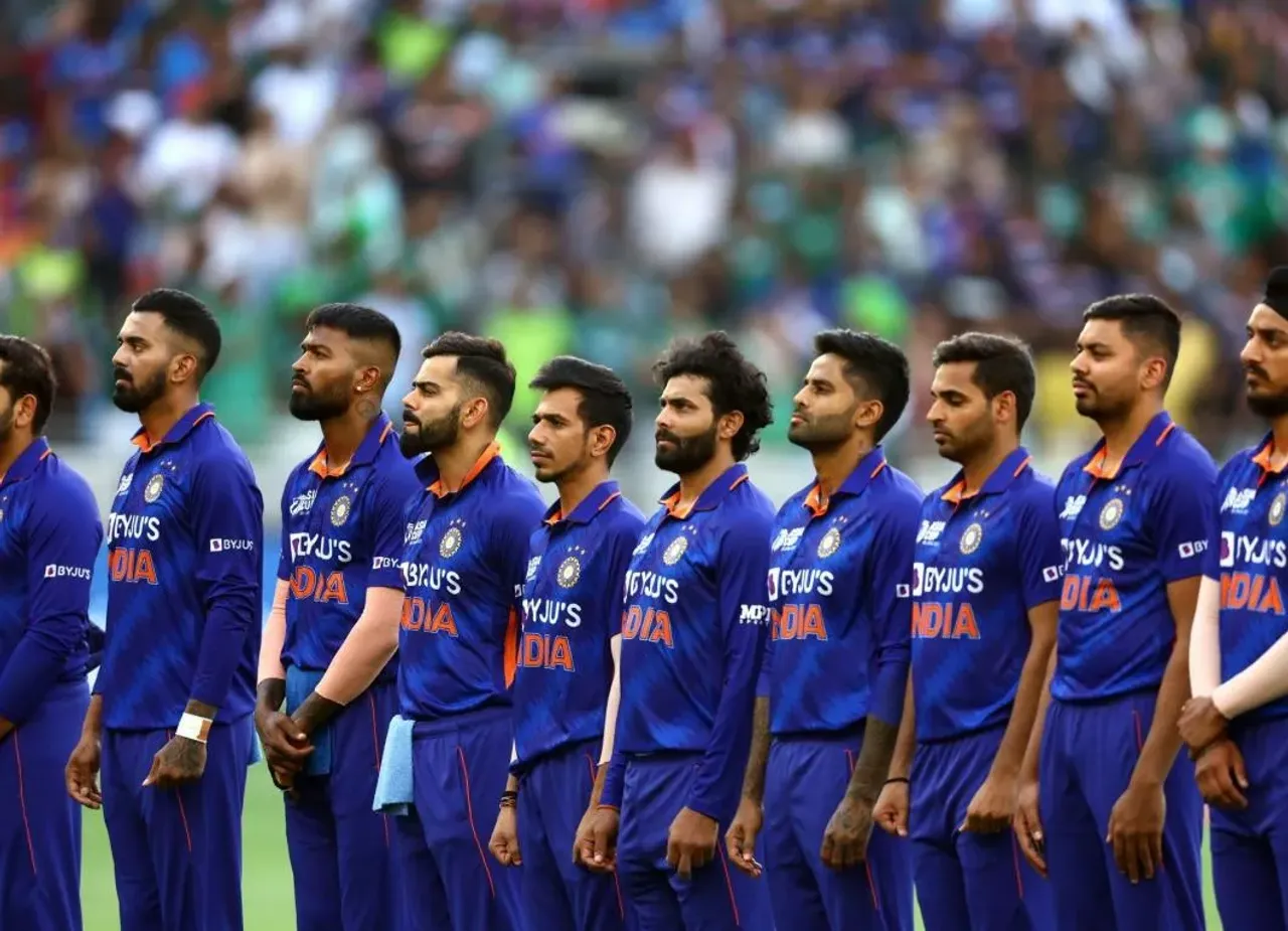 టీమ్ ఇండియాకు షాక్..మెగాటోర్నీ నుంచి హార్దిక్ పాండ్యా అవుట్