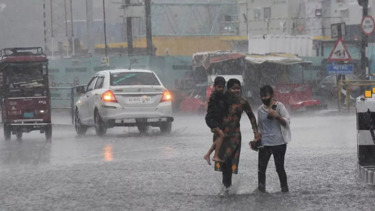 తెలంగాణకు రెడ్‌ అలర్డ్‌.. మరో రెండు  రోజులపాటు భారీ వర్షాలు