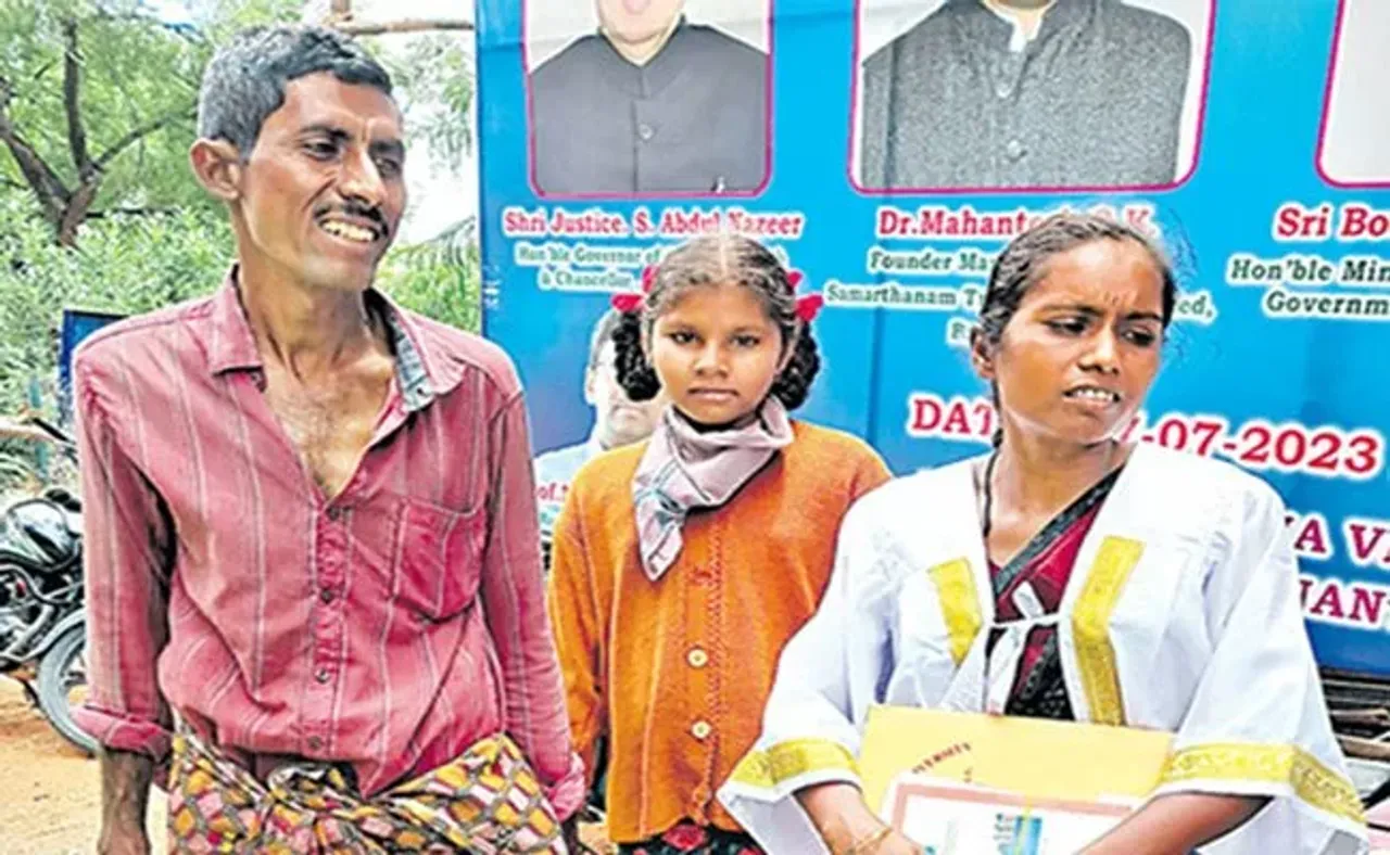 Daily Worker Success Story: డాక్టరేట్ సాధించిన మహిళా కూలీ.. ఈమె జీవితం ఎందరికో స్ఫూర్తిదాయకం