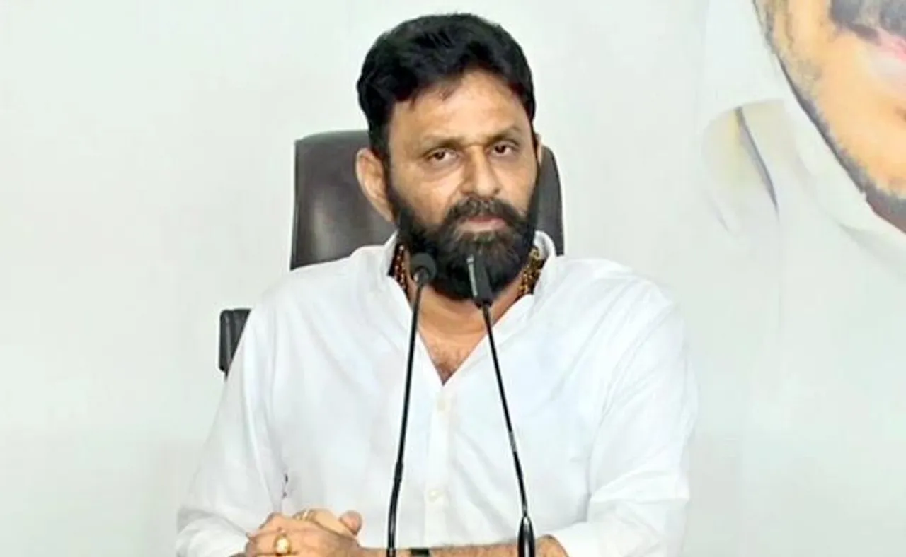 Kodali Nani: వాళ్ల పేర్లు చెబితే చంద్రబాబు ఉలిక్కి పడుతున్నారు: కొడాలి నాని