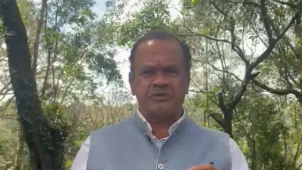 Komati Reddy Venkat Reddy: కాంగ్రెస్ 50 ఏళ్లలో ఏం చేసిందో తెలియదా..?