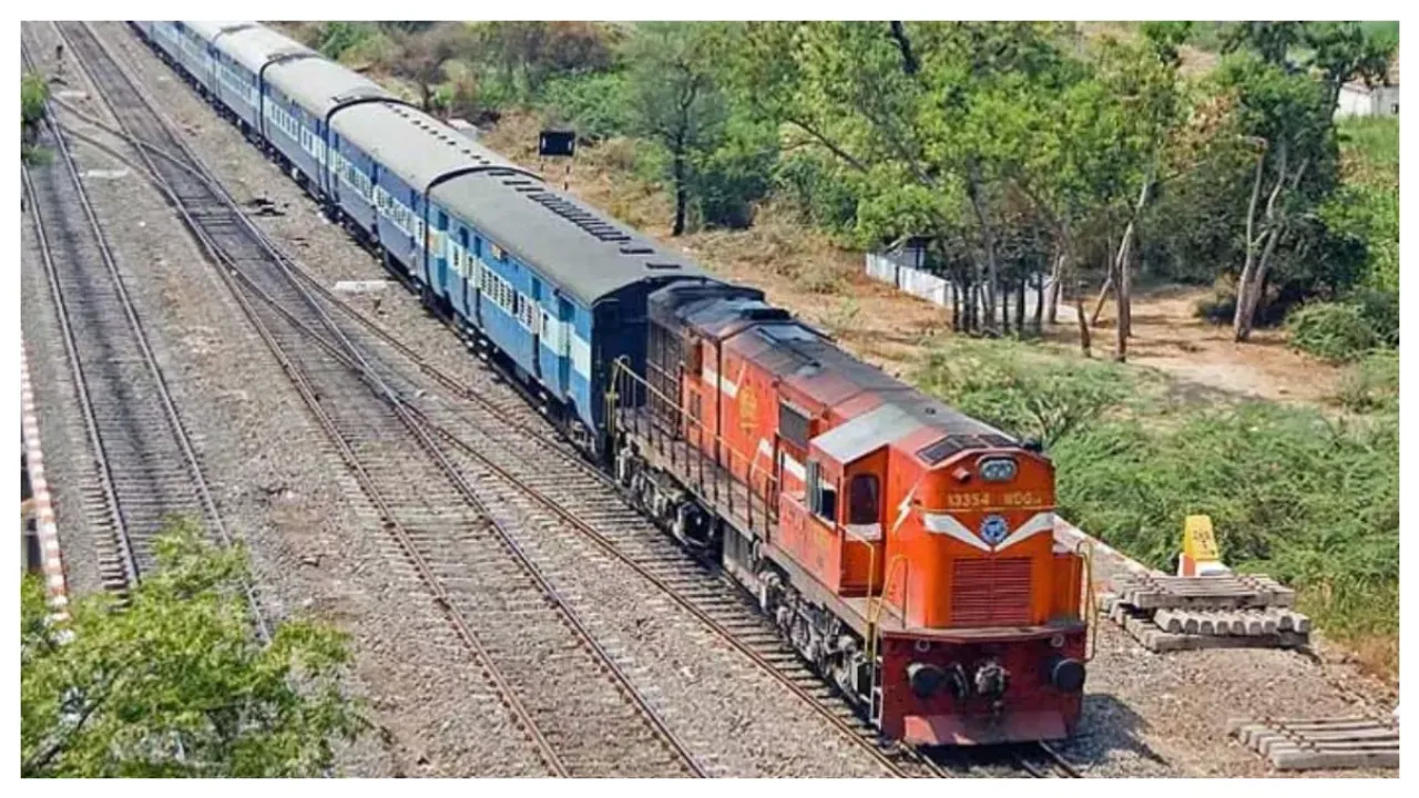 Hyderabad and Charminar Express Robbed: ఆ రెండు రైళ్లే వారి టార్గెట్.. అర్థరాత్రి చొరబడి బీభత్సం సృష్టించిన దొంగలు