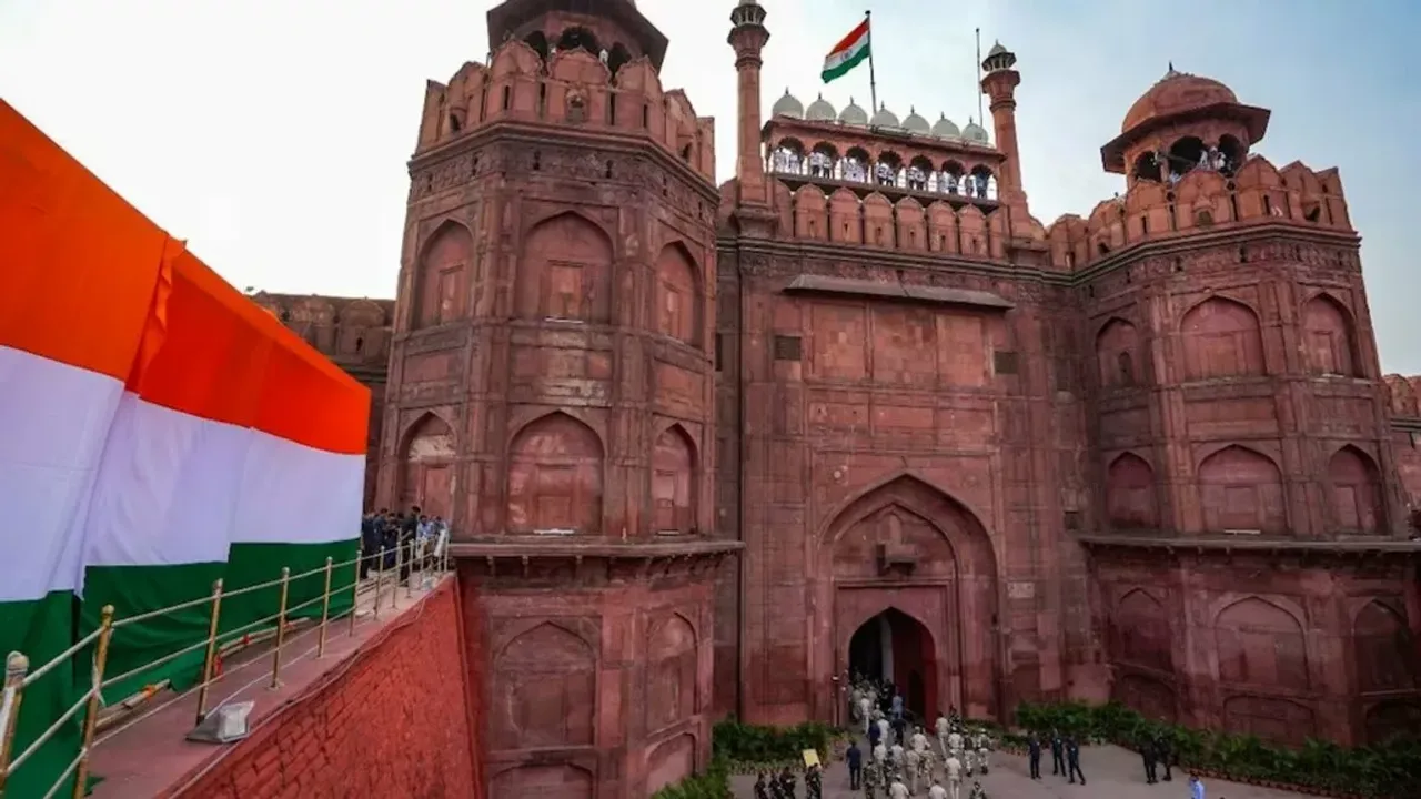 IndependenceDay2023:  నేడు 77వ స్వాతంత్ర్య దినోత్సవం... శుభాకాంక్షలు తెలిపిన మోదీ