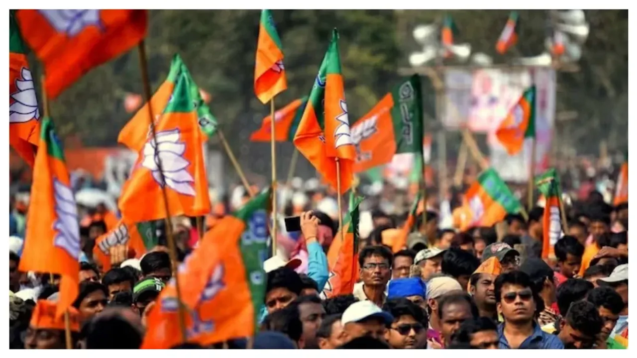 Telangana BJP: తెలంగాణ బీజేపీకి బిగ్ షాక్.. కాంగ్రెస్ పార్టీలోకి ఎంపీ, మాజీ ఎమ్మెల్యే?