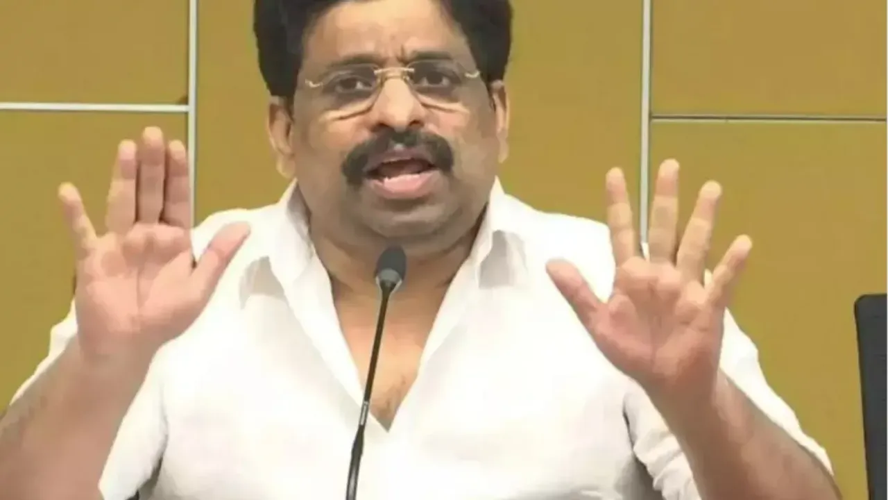 జగన్‌ పాదం పెడితే..విశాఖ సర్వనాశనం!