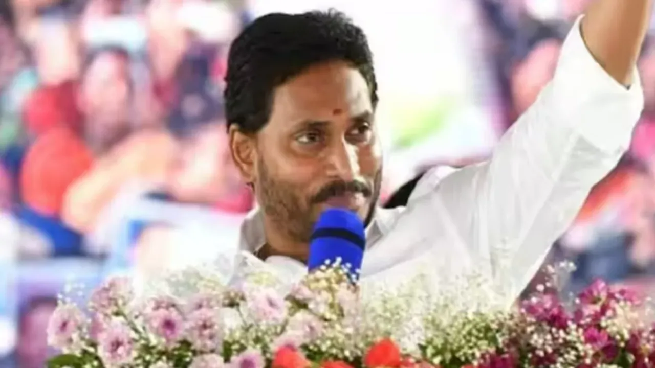 చంద్రబాబు అంటే మోసాలు, వెన్నుపోట్లు : సీఎం జగన్‌!