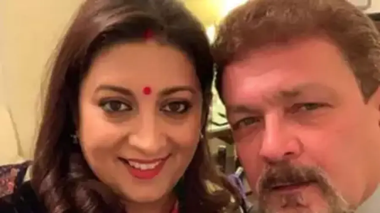 వ్యక్తిగత జీవితం గురించి నెటిజన్ ప్రశ్న....స్మృతి ఇరానీ ఘాటు రిప్లై....!