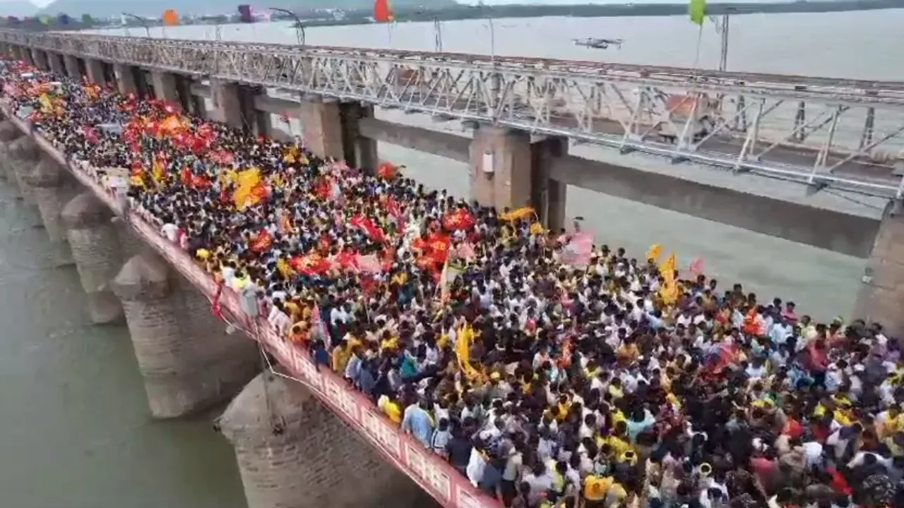 యువగళంతో పోటెత్తిన ప్రకాశం బ్యారేజి..బ్రహ్మరథం పట్టిన  కార్యకర్తలు!