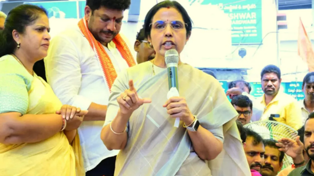 Bhuvaneshwari: చంద్రబాబును మానసిక క్షోభకు గురిచేయలేరు.. టీడీపీ కార్యకర్తలు మా బిడ్డలు