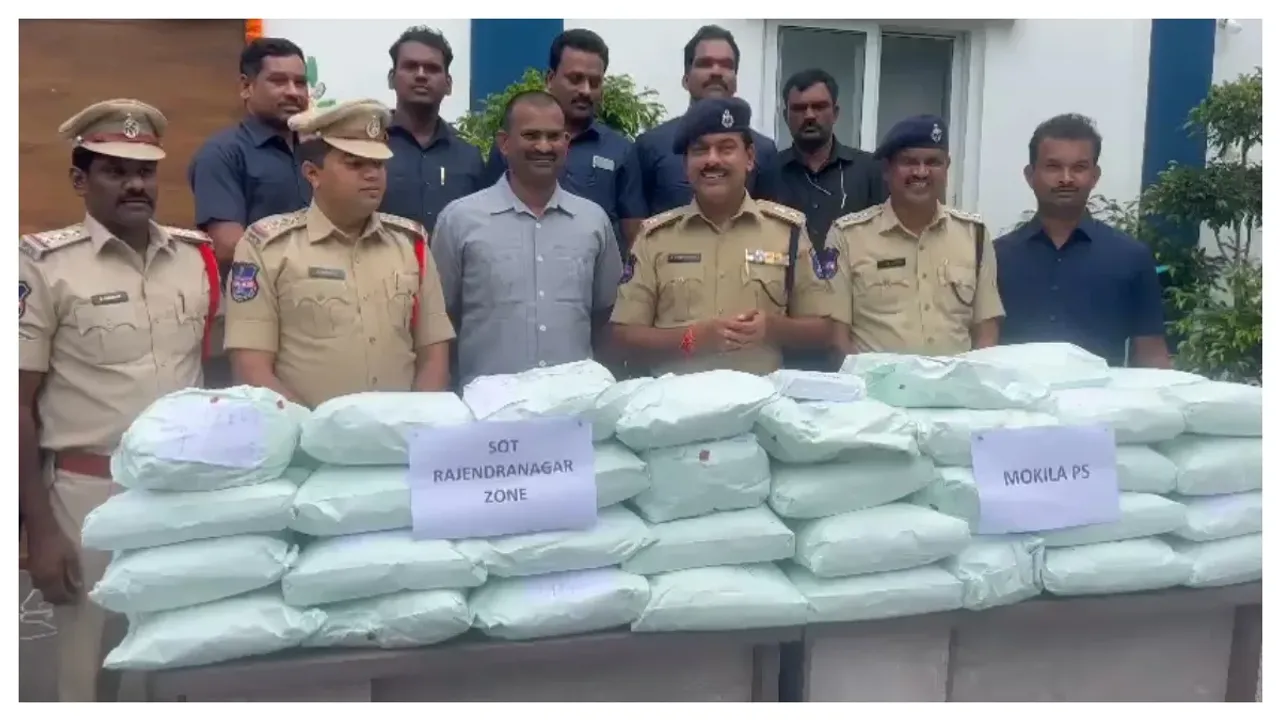 Hyderabad: అక్రమ గంజాయి రవాణ గుట్టు రట్టు