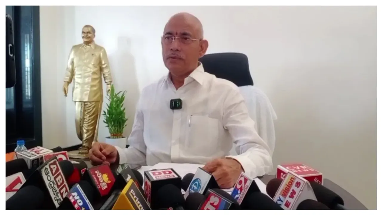 minister venu: చంద్రబాబు రాజకీయాలను బ్రష్టు పట్టించారు