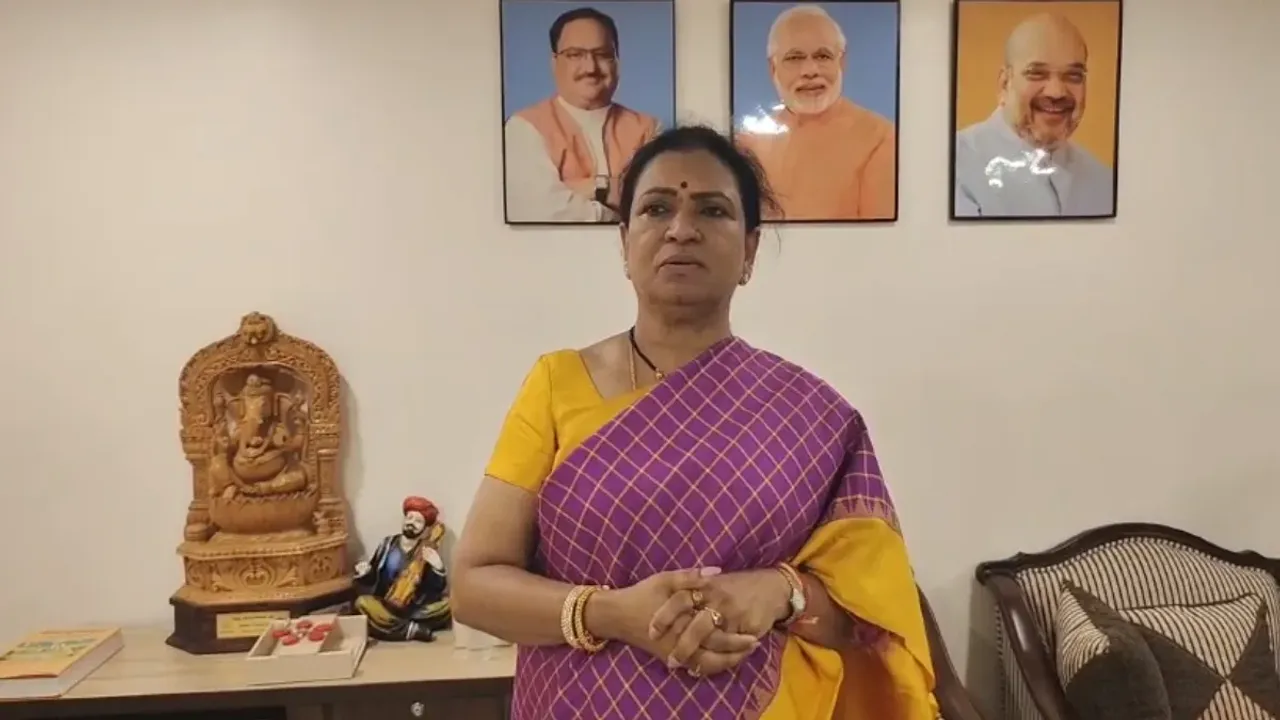 DK Aruna: సెప్టెంబర్‌ 17న కేసీఆర్‌ తెలంగాణ విమోచన దినోత్సవాన్ని అధికారికంగా నిర్వహించాలి