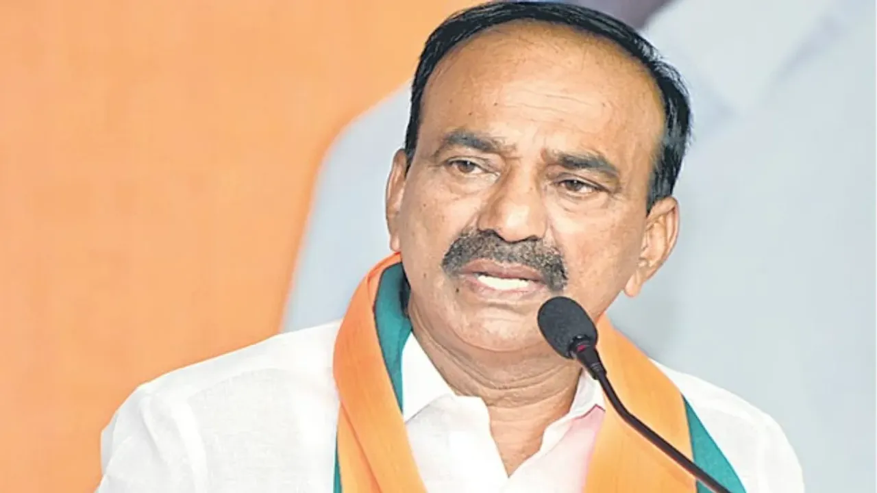 Eatala Rajender: మేము కాంగ్రెస్ ఎమ్మెల్యేలతో టచ్ లోకి వెళ్ళగలం.. ఈటల మాస్ వార్నింగ్!