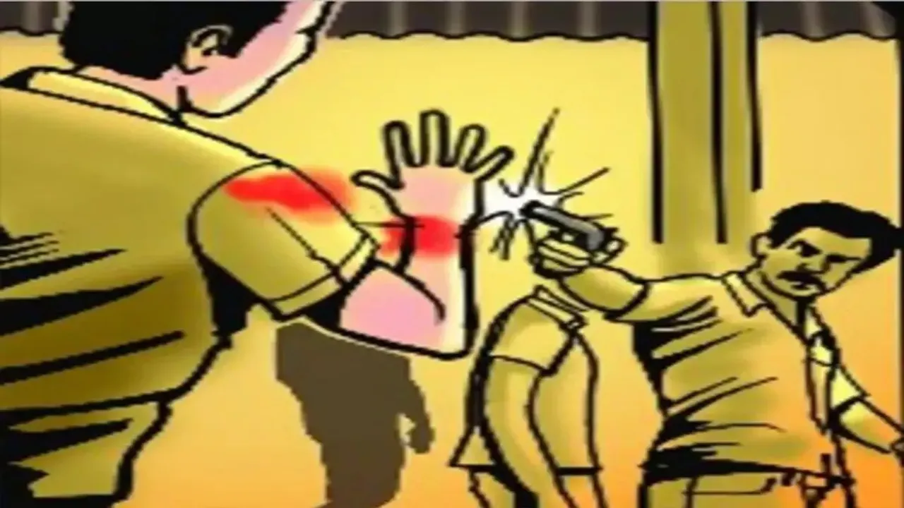 Madhyapradesh: రెండు వర్గాల మధ్య కాల్పులు...ఐదుగురు మృతి, 6గురికి గాయాలు..!!