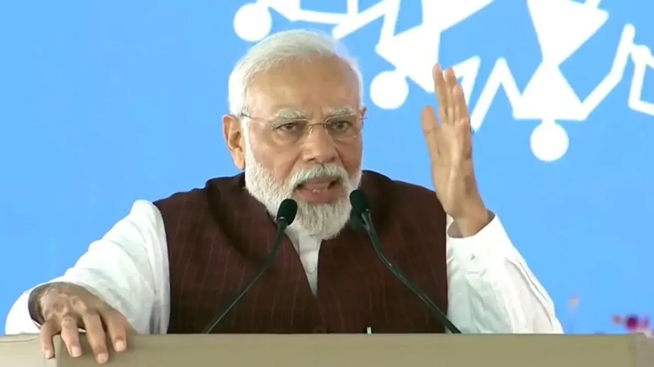 PM Modi in MP:  సనాతన ధర్మాన్ని నాశనం చేసేందుకే ఇండియా కూటమి ఏర్పడింది..!!