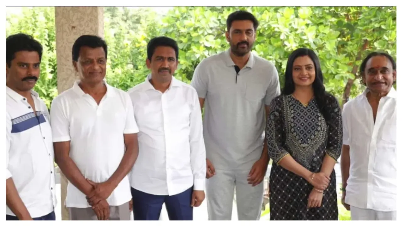 CM Pellam: సీఎం వస్తున్నాడు.. పక్కకు తప్పుకోండి తమ్ముళ్లు.. 'CM పెళ్ళాం' మూవీ డీటైల్స్‌ ఇవే..!