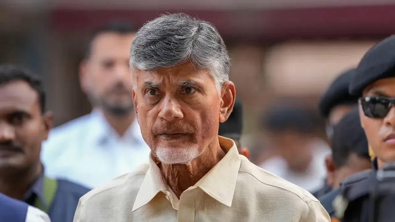 Skill Development Case: స్కిల్ డెవలప్‌మెంట్ కేసులో చంద్రబాబుకు షాక్..అప్రూవర్ గా మారిన చంద్రకాంత్.!