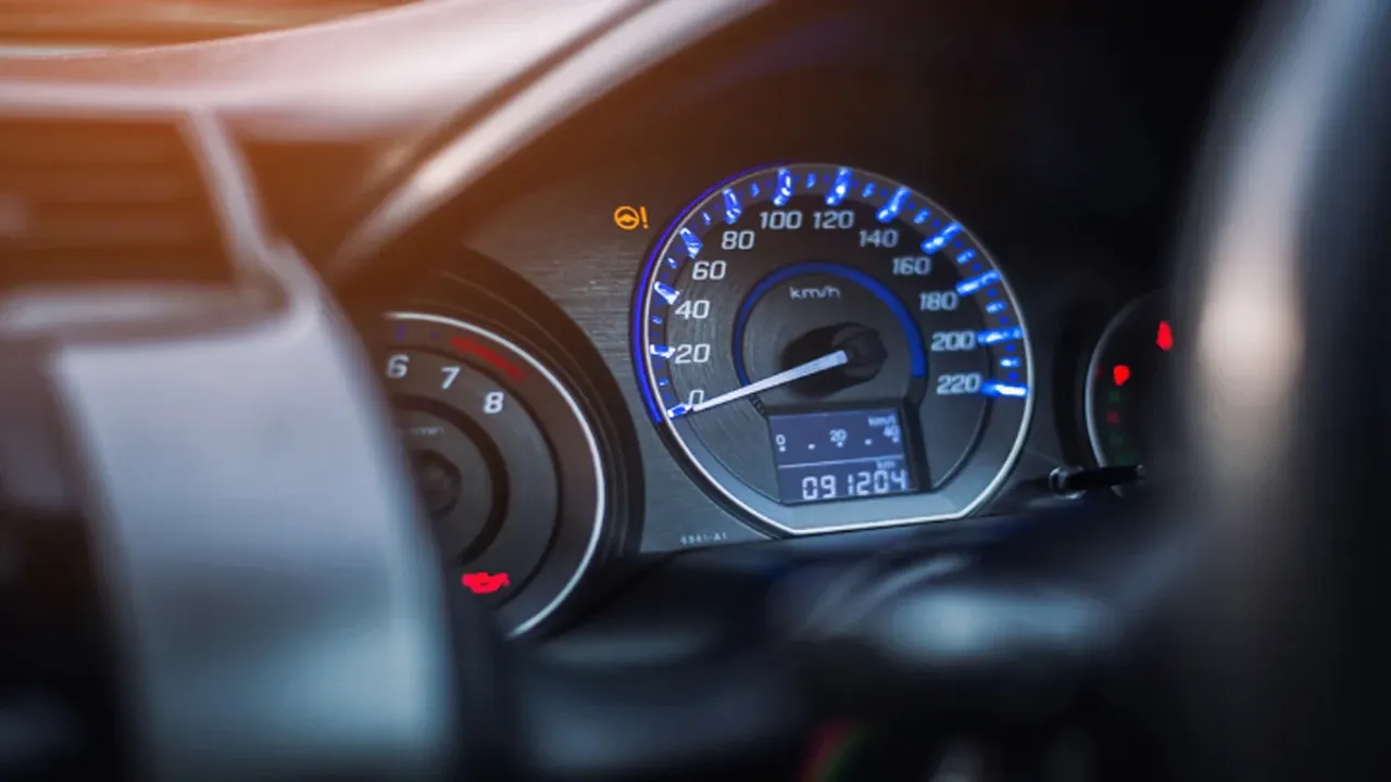 Highest Mileage Cars: అత్యధి మైలేజీ కార్ల కోసం చూస్తున్నారా? బెస్ట్ మైలేజ్ ఇచ్చే కార్ల వివరాలు మీకోసం..