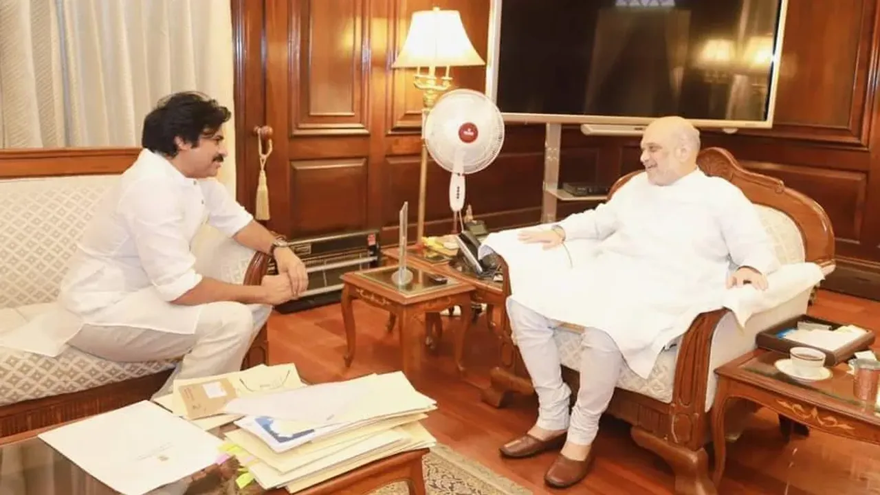 Telangana Elections: తెలంగాణలో పోటీ చేస్తారా లేదా.. బీజేపీ నేతలతో పవన్ కళ్యాణ్..