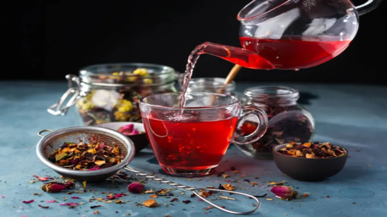 Herbal Tea: కాఫీ, టీలు మానేయండి..హెర్బల్‌ టీ ట్రై చేయండి..ఎన్నో లాభాలు