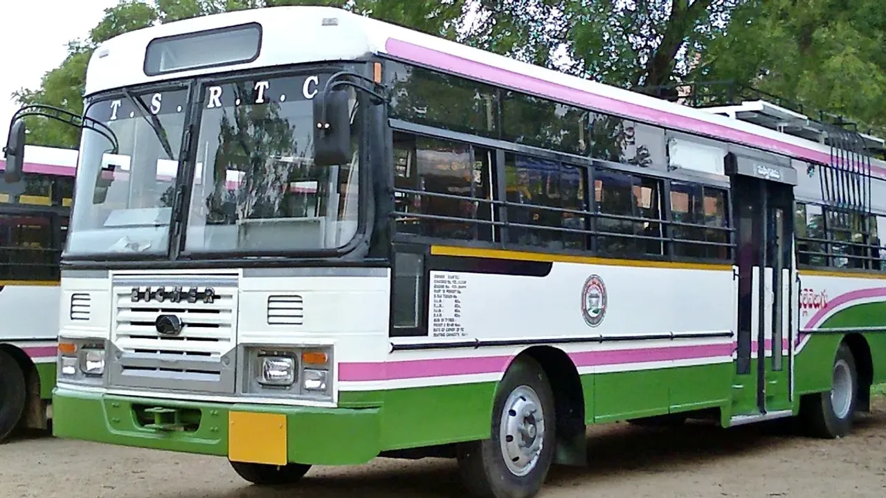 TSRTC: ఎంత పనిచేశావ్ మహాలక్ష్మీ..భారీగా తగ్గిన బస్ పాసులు..!
