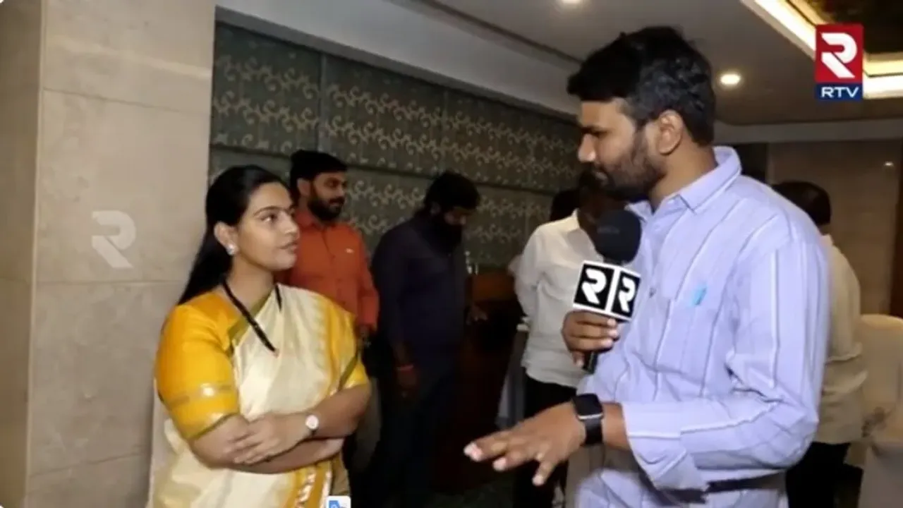 Bandaru Dattatreya Daughter Vijayalakshmi: నేను అక్కడి నుంచే పోటీ చేస్తా...బండారు దత్తాత్రేయ కూతురు విజయ లక్ష్మి ప్రత్యేక ఇంటర్వ్యూ...!!