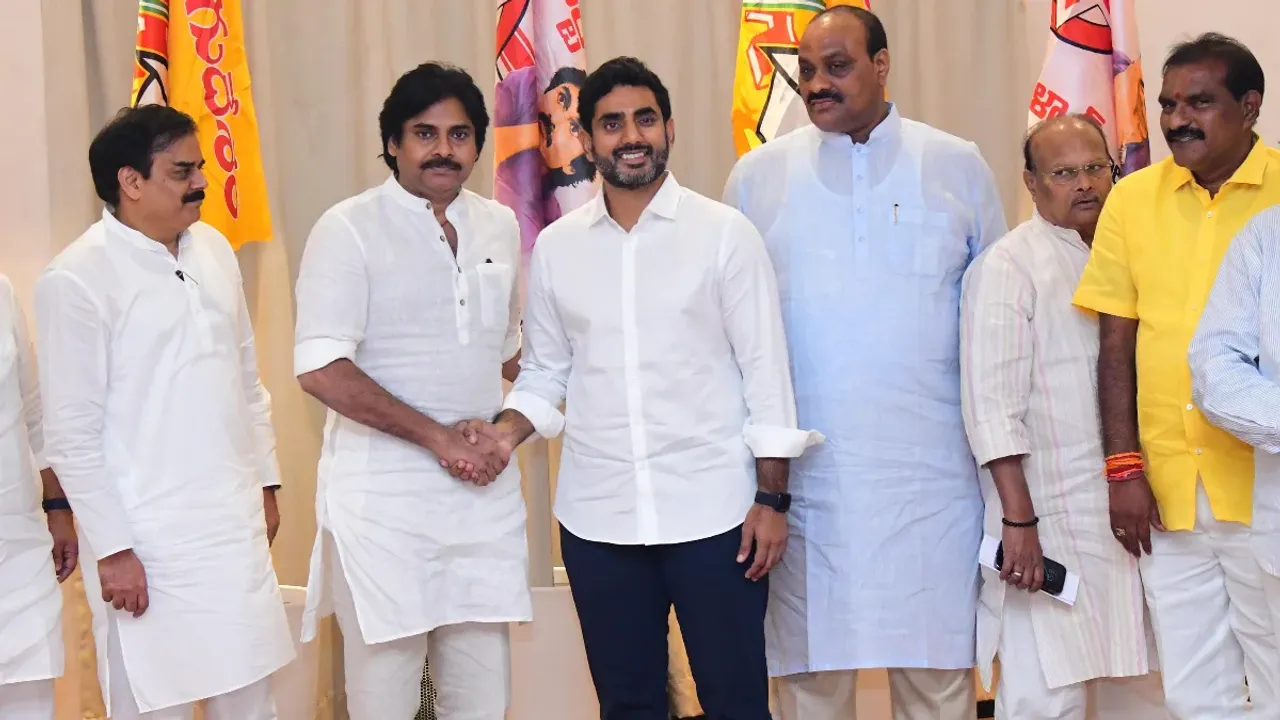 Lokesh pawan: జేఏసీ సమావేశంలో 3 తీర్మానాలు.. కరువు-జగన్ కవలపిల్లలు!