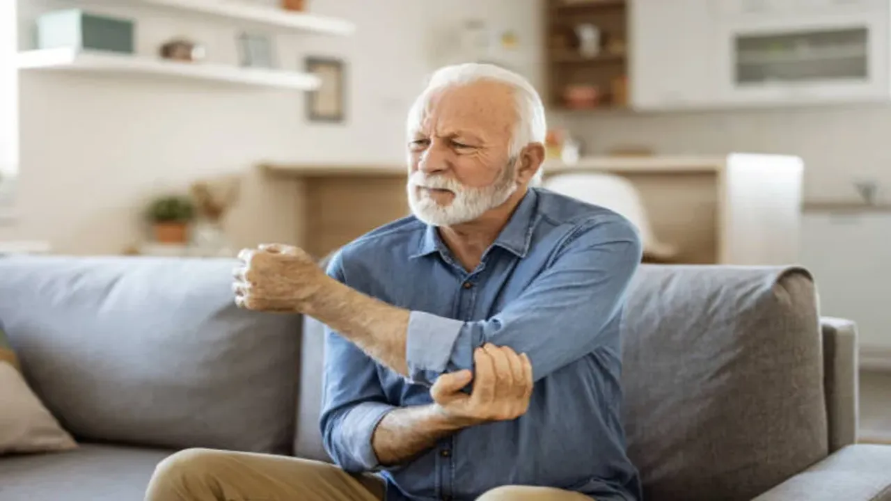 World Arthritis Day 2023: వృద్ధాప్యంలో ఆస్టియో ఆర్థరైటిస్ ప్రమాదం ఎందుకు పెరుగుతుంది..?కారణాలేంటీ?