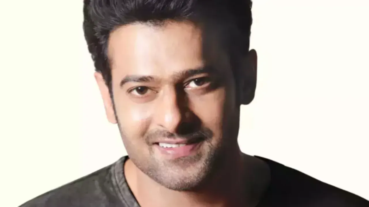 Prabhas: రెబల్ స్టార్ ప్రభాస్ నటించిన ఆ సూపర్ హిట్ సినిమా రీ రిలీజ్‌..!!