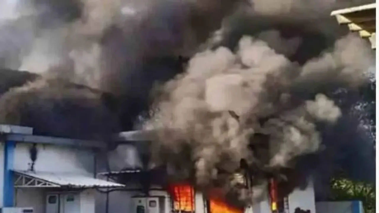 Fire Accident:  సంగారెడ్డిలో ఘోర అగ్నిప్రమాదం.. ఎగిసిపడుతున్న మంటలు..
