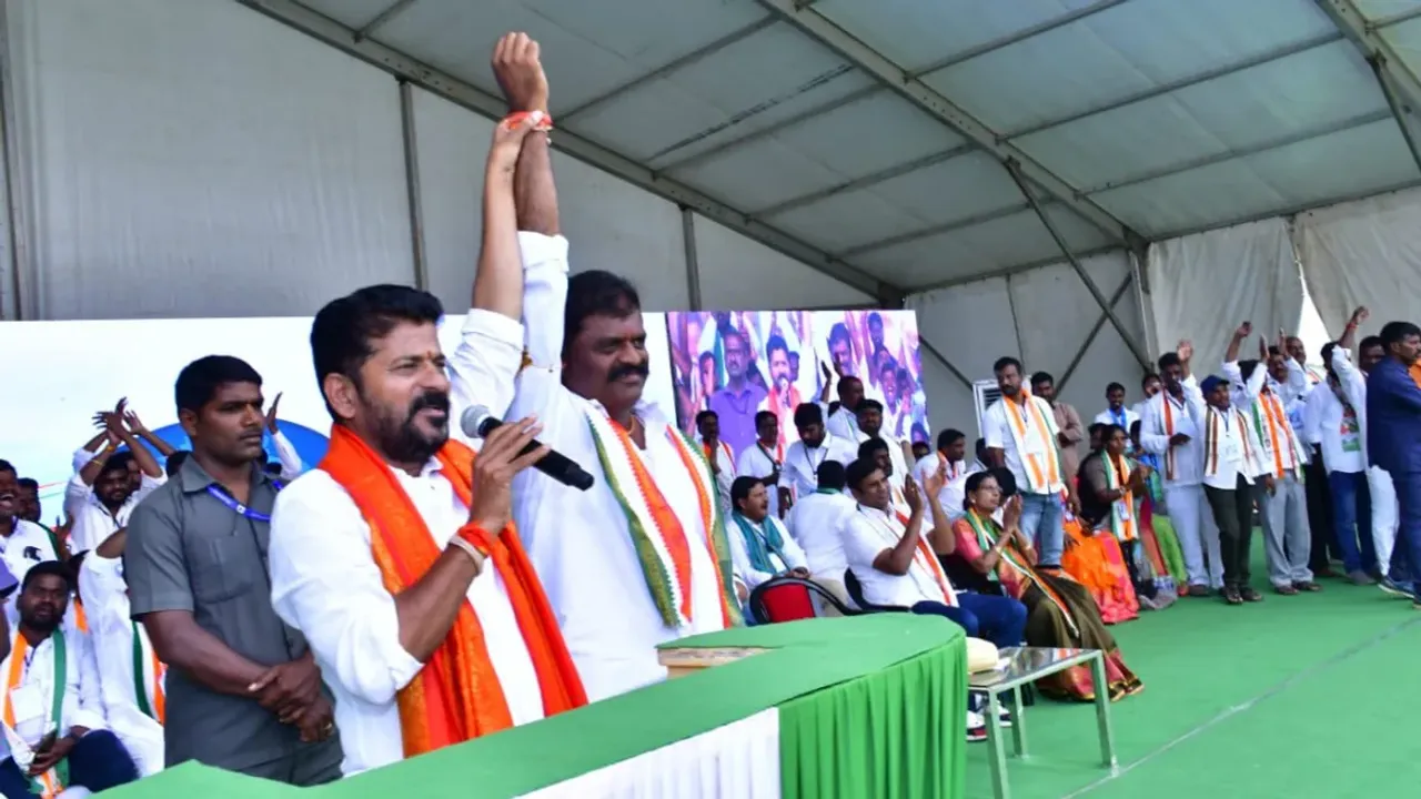 Revanth Reddy: దుబ్బాక నిధులను సిద్దిపేటకు పట్టుకపోయిండ్రు: ముత్యంరెడ్డి కొడుకును గెలిపించండి