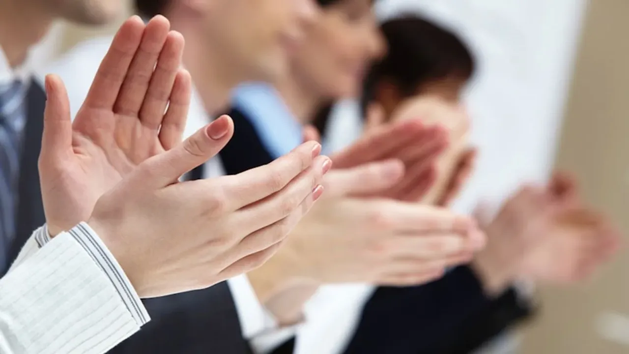 Clapping Therapy: చప్పట్లు కొడితే ఇన్ని లాభాలా!