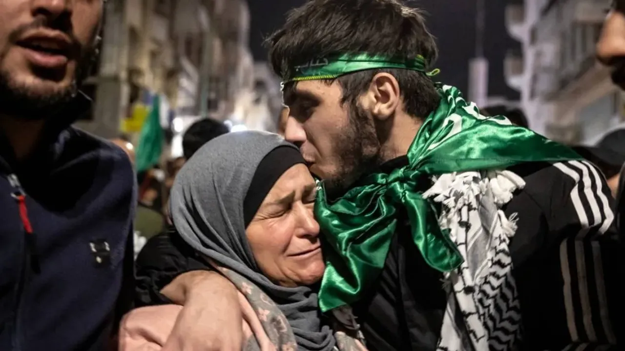 Hamas-Israel: 58 బందీలను విడుదల చేసిన హమాస్.. ఇజ్రాయెల్ ఏం చేసిందంటే..