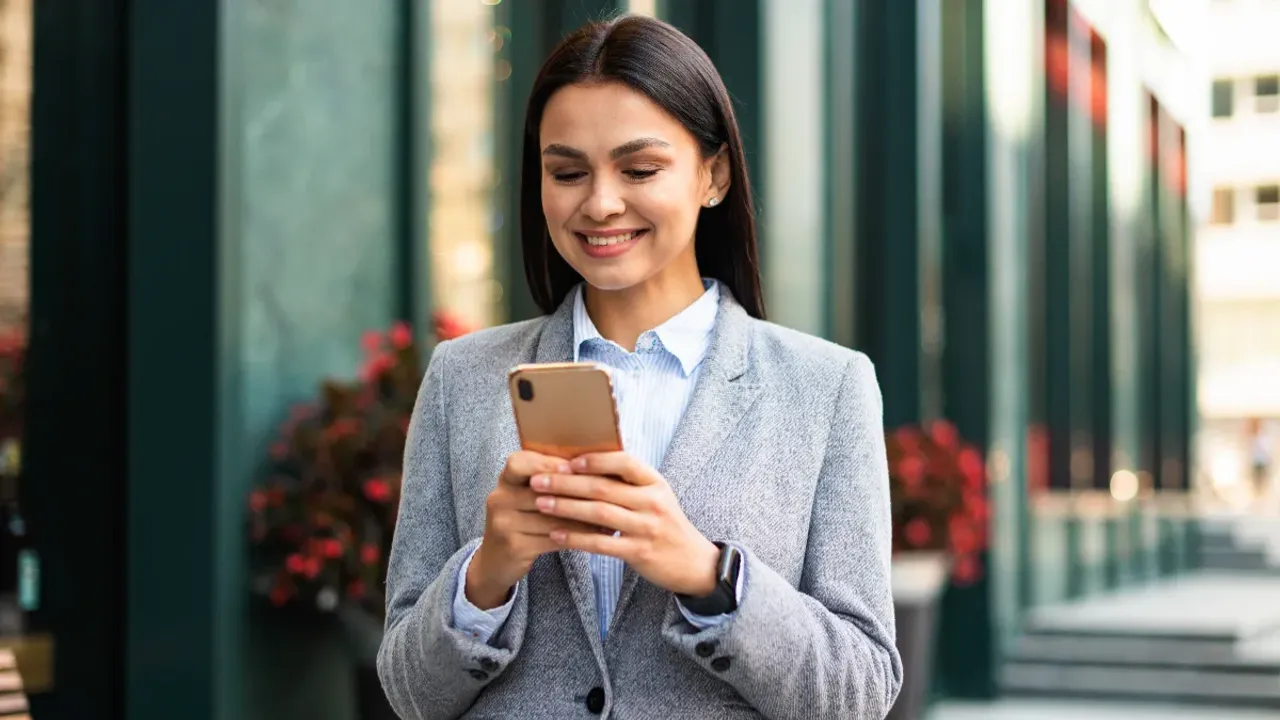 Cell Phone Use: సెల్‌ఫోన్‌ ఎక్కువగా వాడితే బరువు పెరుగుతారా..?
