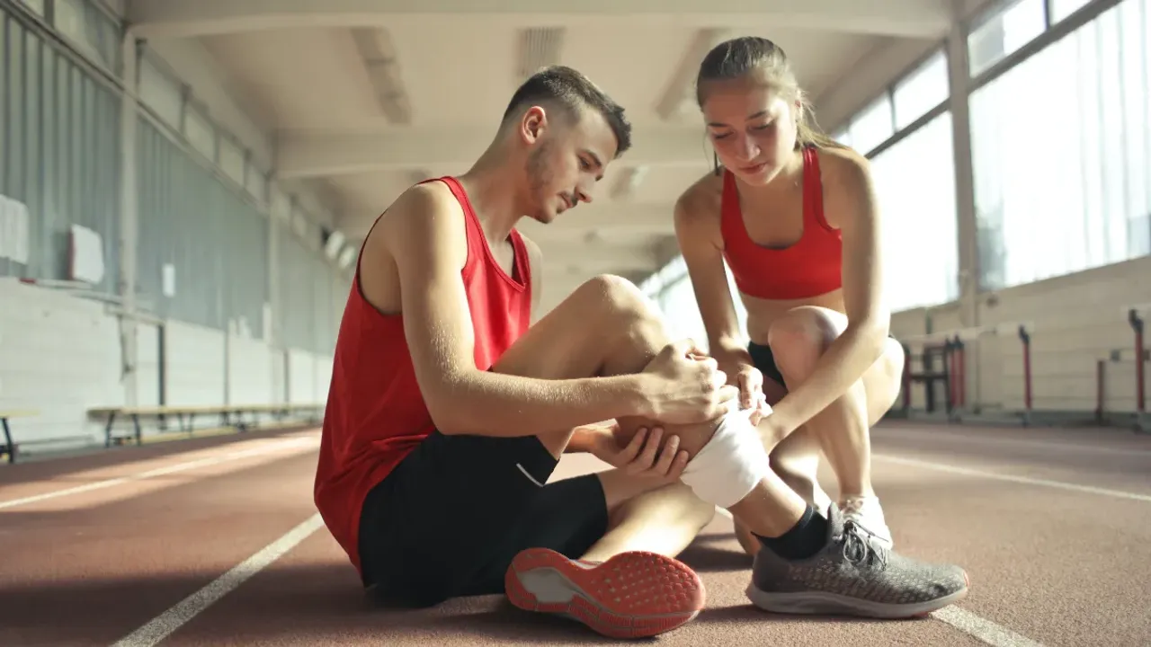 Joint Pain: ఈ చిట్కాతో కీళ్ల నొప్పిలు తగ్గించుకోవచ్చు..అదేంటో తెలుసుకోండి!