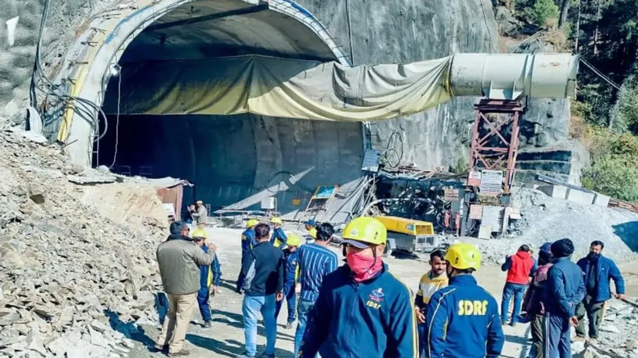 Uttarakhand Tunnel: సొరంగం కూలిన ఘటనలో ఇంకా బయటకురాని బాధితులు..