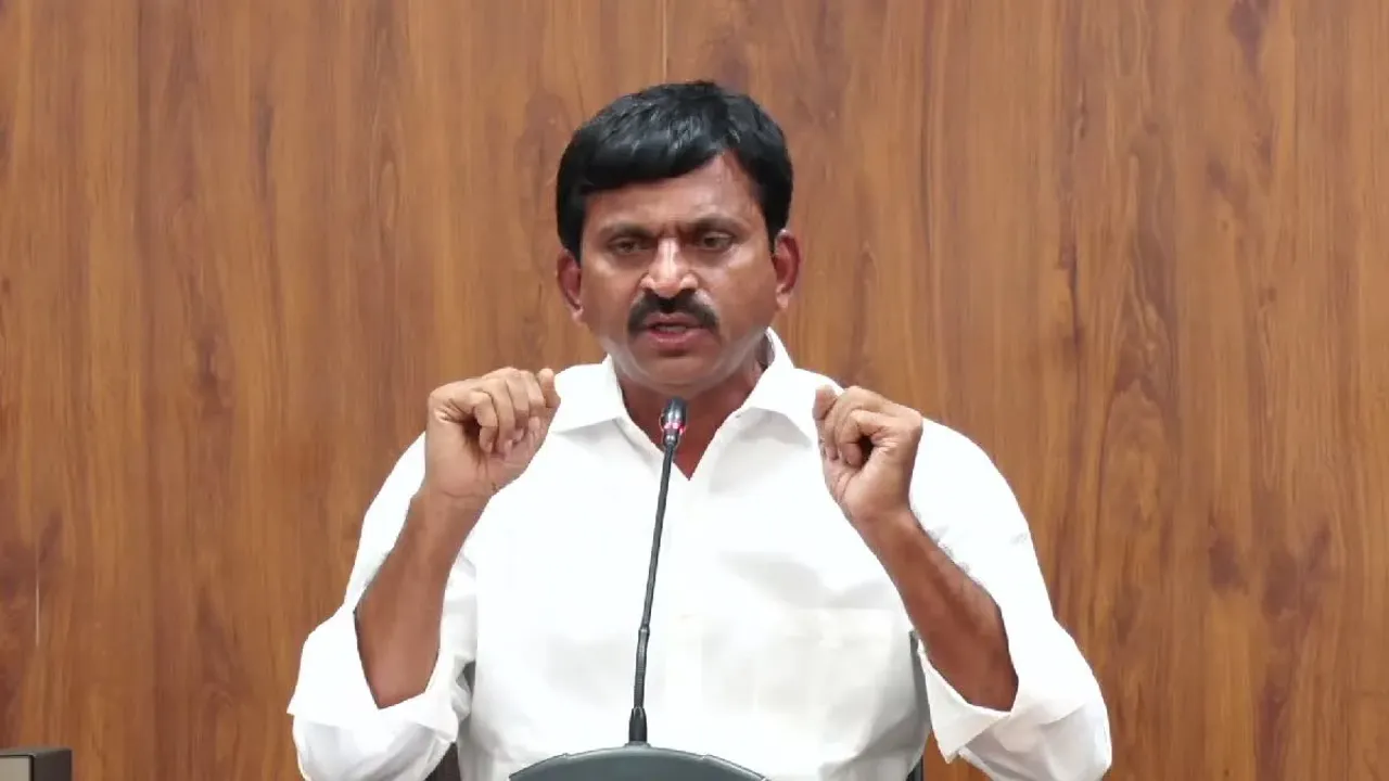 TG Rains: కలెక్టర్లు సహాయక చర్యల్లో నిమగ్నమవ్వండి.. మంత్రి పొంగులేటి ఆదేశాలు!