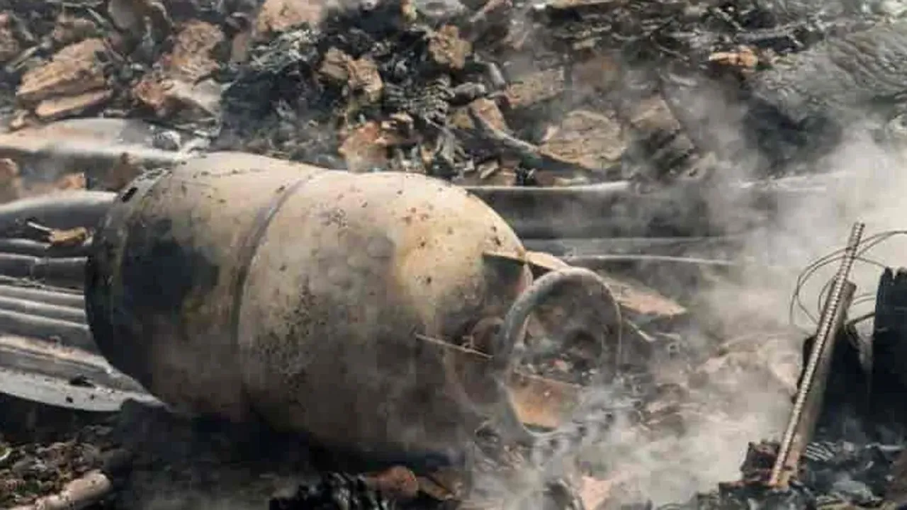 gas cylinder blast: సికింద్రాబాద్‌లో పేలిన గ్యాస్‌ సిలిండర్‌