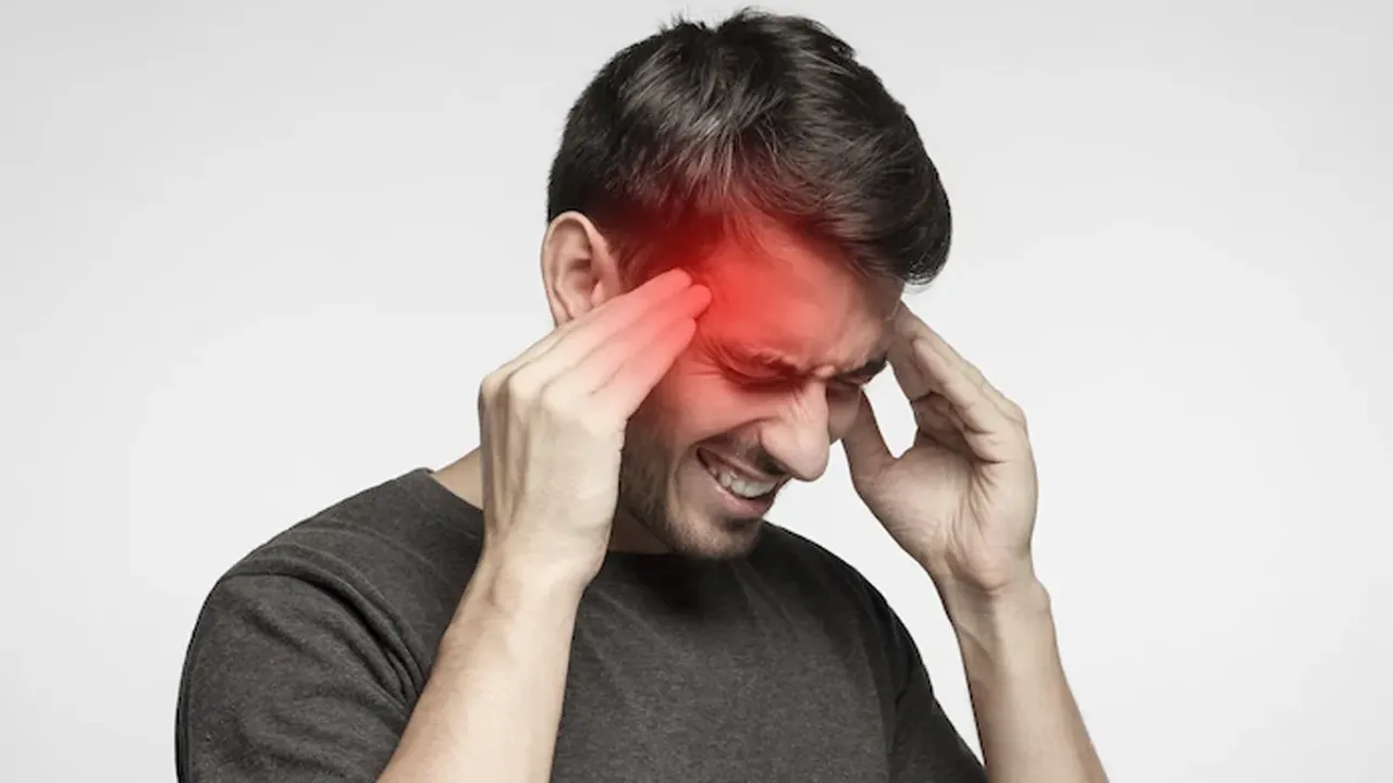 Health Tips: విపరీతమైన తలనొప్పి వేధిస్తోందా? జస్ట్ ఇలా చెక్ పెట్టండి..!