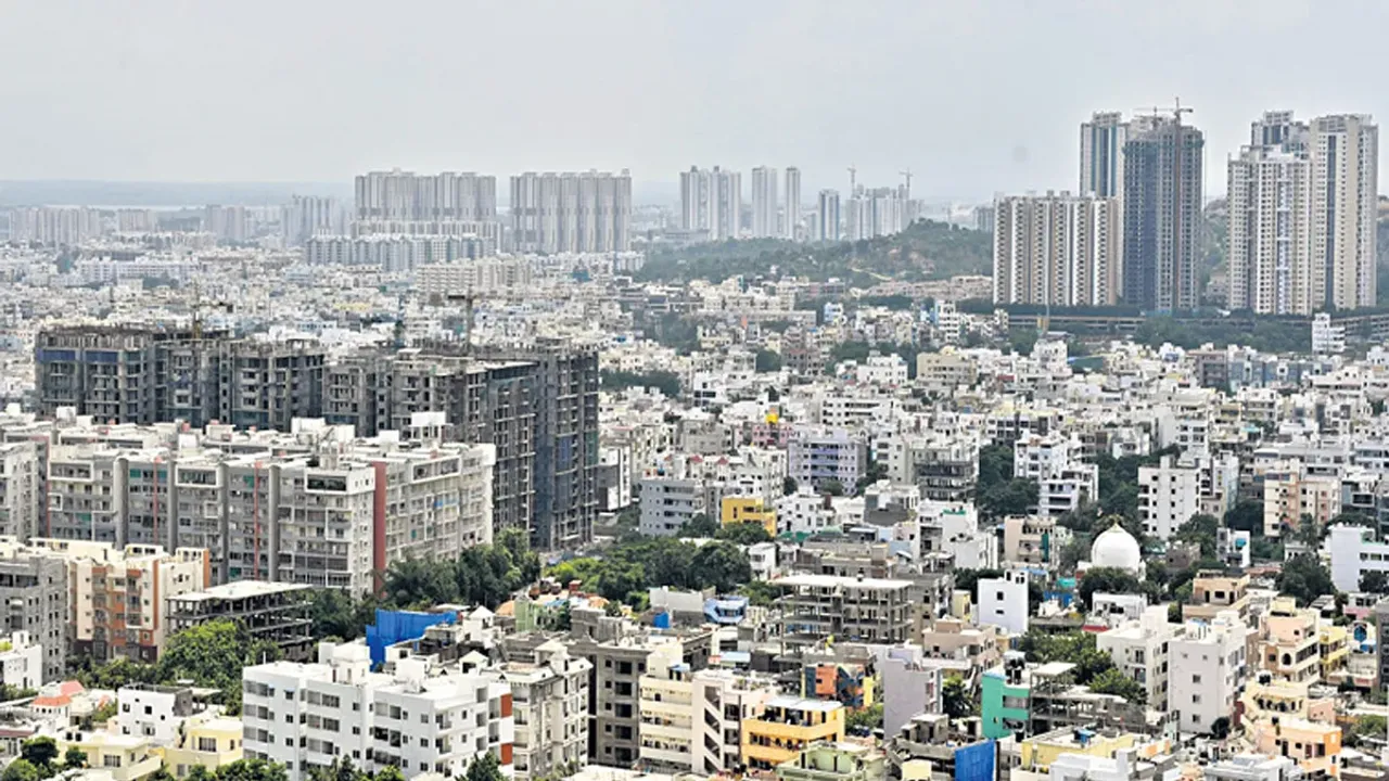 Hyderabad Properties : హైదరాబాద్ లో ఇల్లు కొనడమంటే కష్టమే గురూ.. దేశంలోనే ఎక్కువ ధరలు!