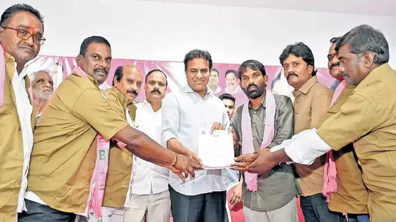 Hyderabad: ఆటో డ్రైవర్లకు అండగా బీఆర్ఎస్.. సమస్యలపై కమిటీ ఏర్పాటు..
