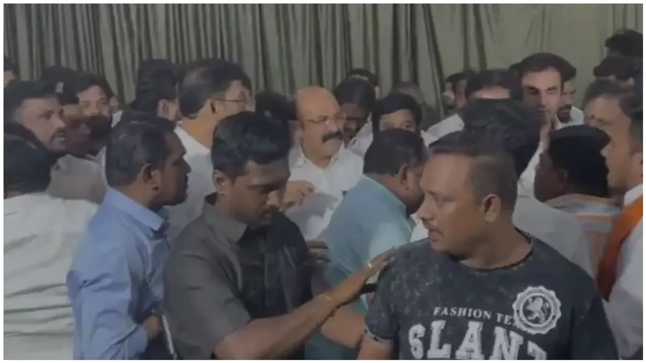 YSRCP : కర్నూలు వైసీపీలో భగ్గుమన్న విభేదాలు