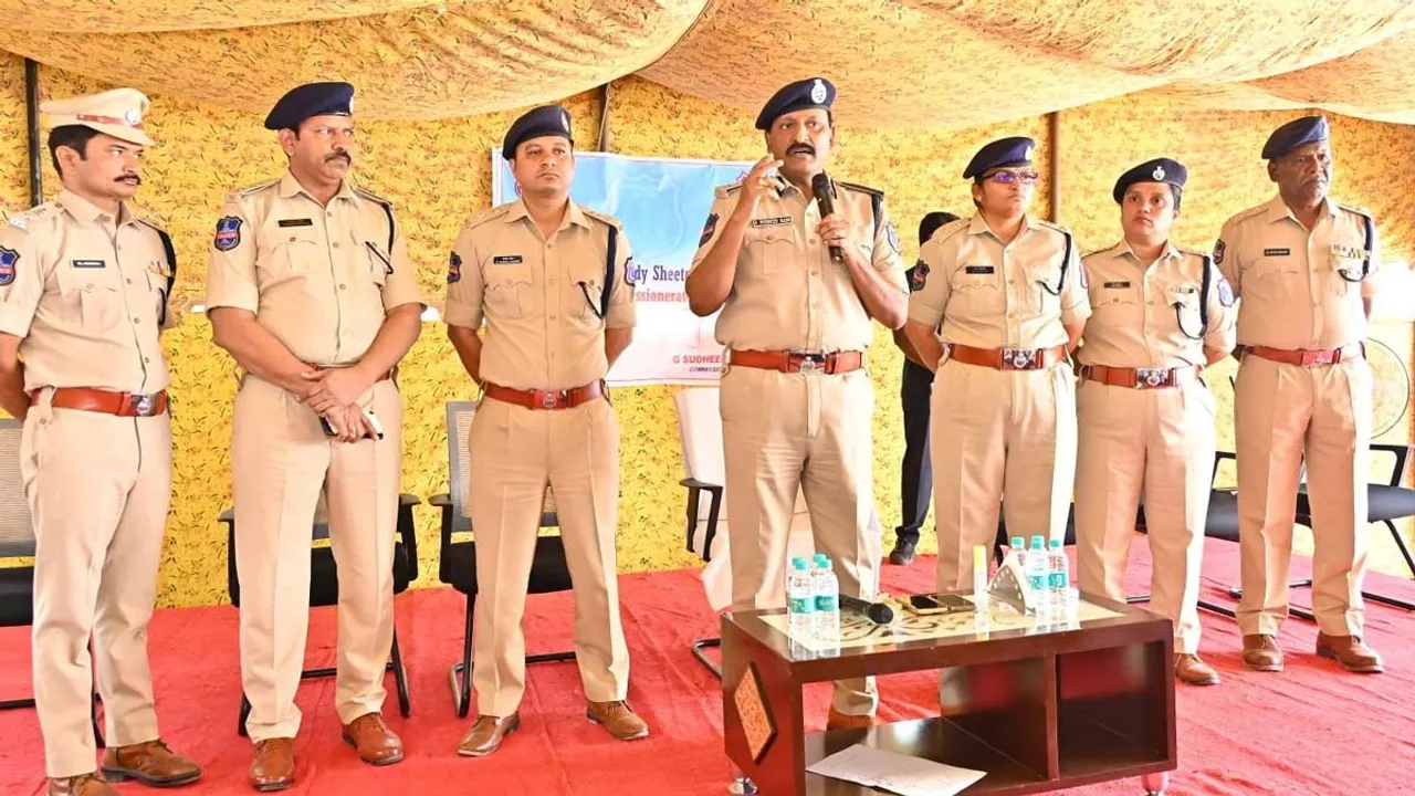 TS Police: మారి మంచిగ బతకండి.. రౌడీ షీటర్లకు కమిషనర్ కౌన్సిలింగ్!