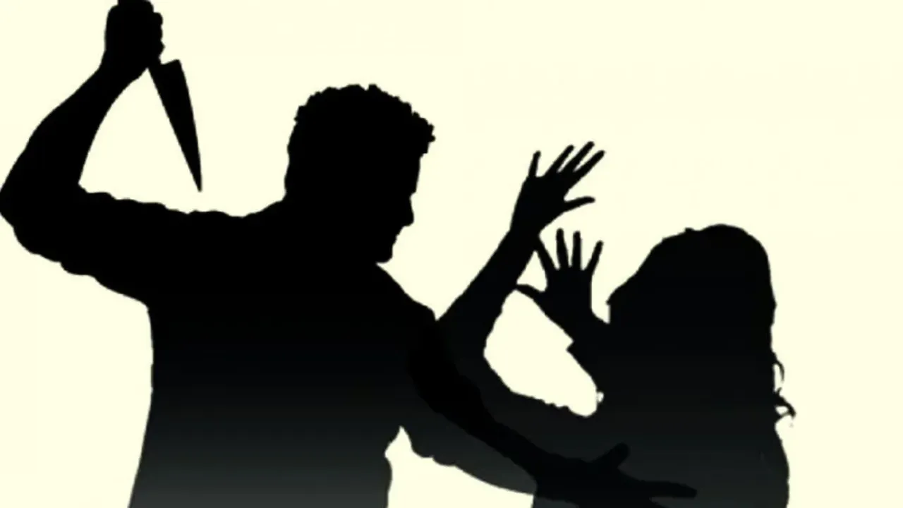 Crime : భార్య తల నరికి.. పోలీస్‌స్టేషన్‌కు బంతిలా పట్టుకొచ్చాడు.. ఎందుకు చంపాడో తెలుసా?