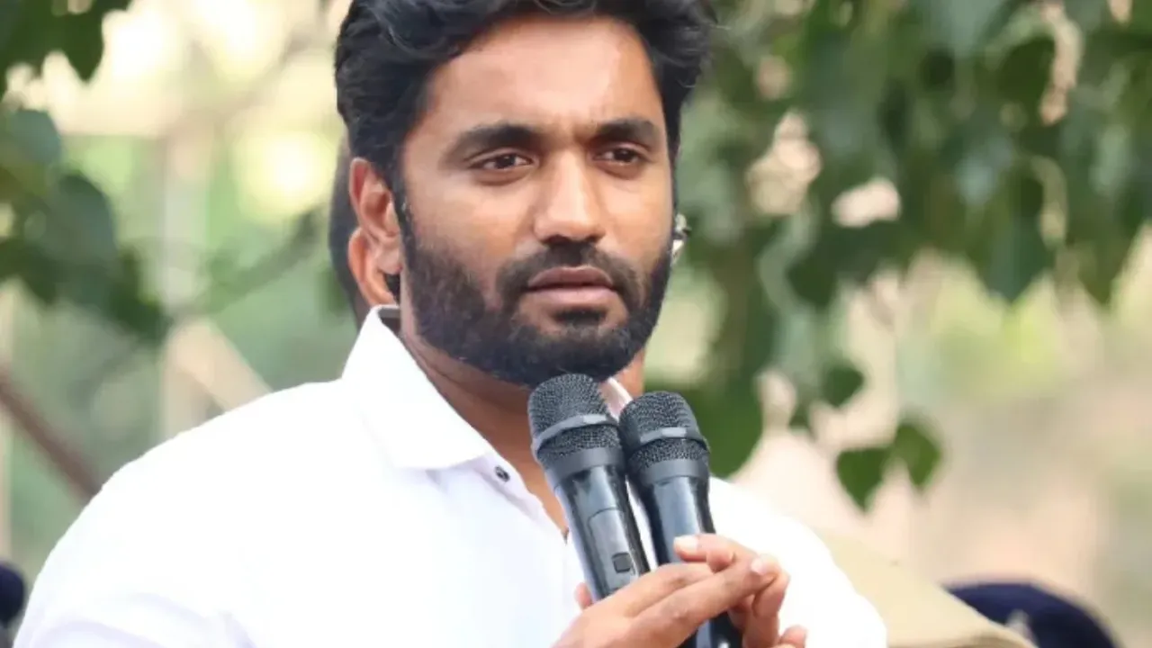 MP Bharath: నాకు టికెట్ కన్ఫామ్.. వారందరికీ ఎమ్మెల్సీ, కార్పొరేషన్ పోస్టులు: ఎంపీ భరత్ సంచలన ప్రకటన
