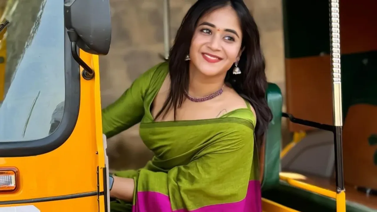Deepthi Sunaina: ఆటో నడుపుతున్న బిగ్ బాస్ బ్యూటీ.!