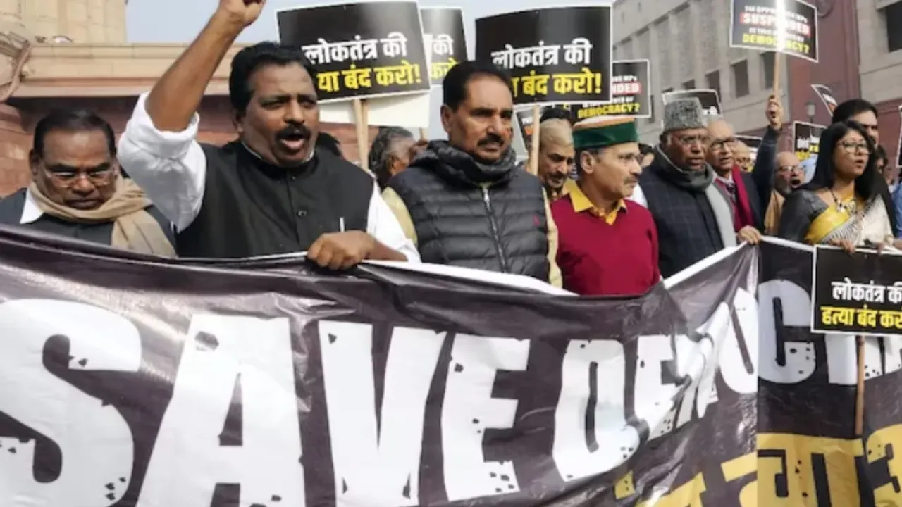 Loksabha: మరో ముగ్గురు ఎంపీల సస్పెన్షన్..మొత్తం 146 కి చేరిన సంఖ్య!