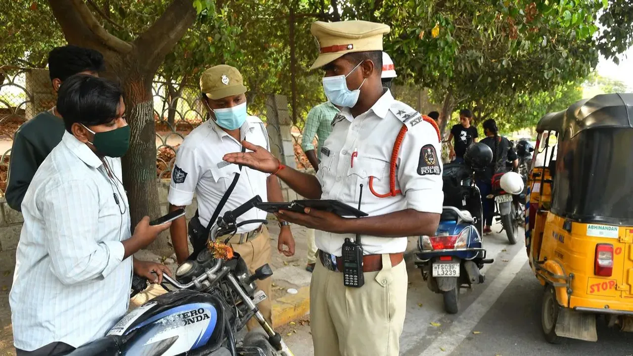 Pending Challans: వాహనదారులకు బిగ్ అలర్ట్.. మరికొన్ని గంటలు మాత్రమే!