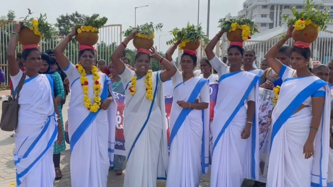 ఇచ్చిన హామీలు ఎక్కడా? తిరుపతిలో రోడెక్కిన ఆశా కార్మికులు