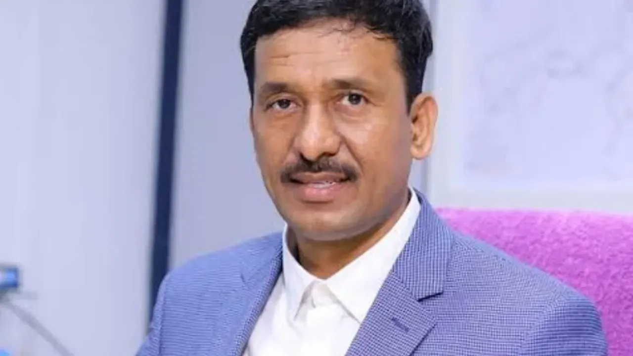 Singareni New CMD : సింగరేణిలో ముగిసిన సీఎండి శ్రీధర్ శకం...నూతన సీఎండీగా బలరాంకు అదనపు బాధ్యతలు.!!